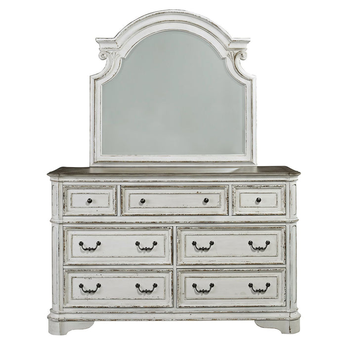 Magnolia Manor King Uph Sleigh Bed, Dresser & Mirror