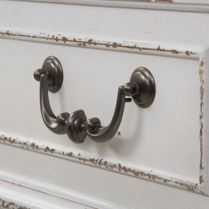 Abbey Park King California Panel Bed, Dresser & Mirror - Gibson McDonald Furniture & Mattress 