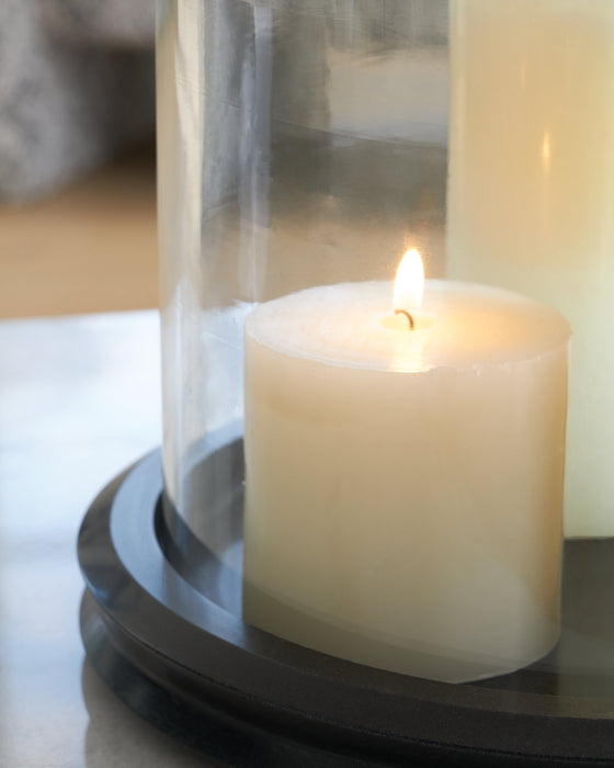 Saskia Candle Holder