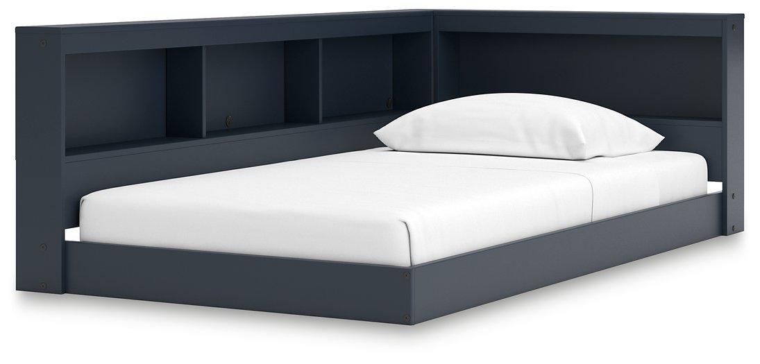 Simmenfort Bed