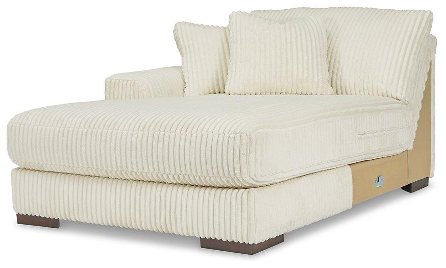 Lindyn Sectional with Chaise