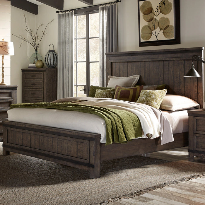 Thornwood Hills King Panel Bed image